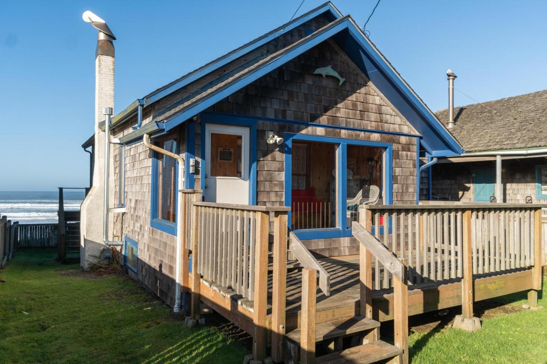 On The Beach Newport Exterior photo